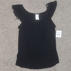 5/$25⭐ Love Squared blouse Small NWT